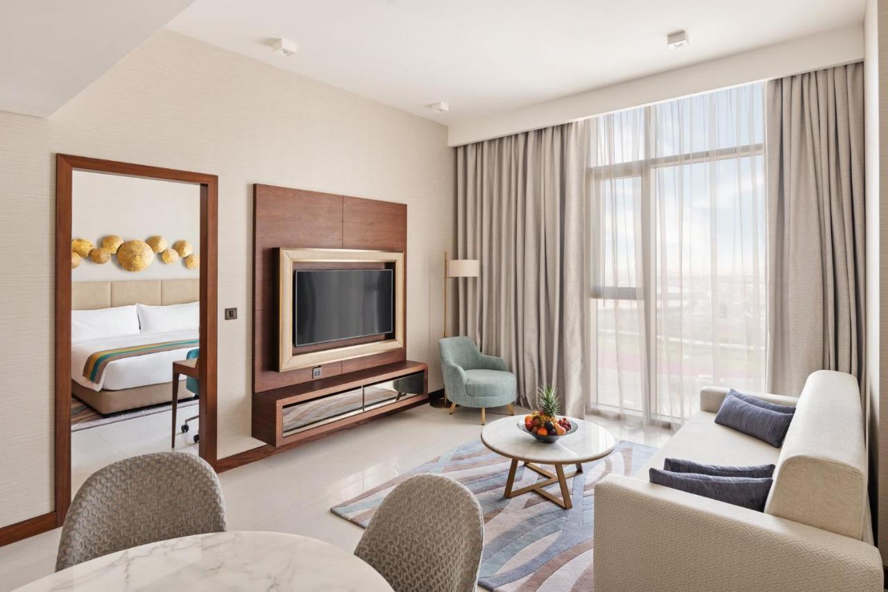 Holiday Inn Dubai Al-Maktoum Airport By Ihg Kültér fotó